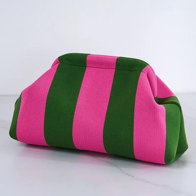 Women Fashion Handbags - Damen-Häkel-Clutch – Leichte, gewebte Tasche im